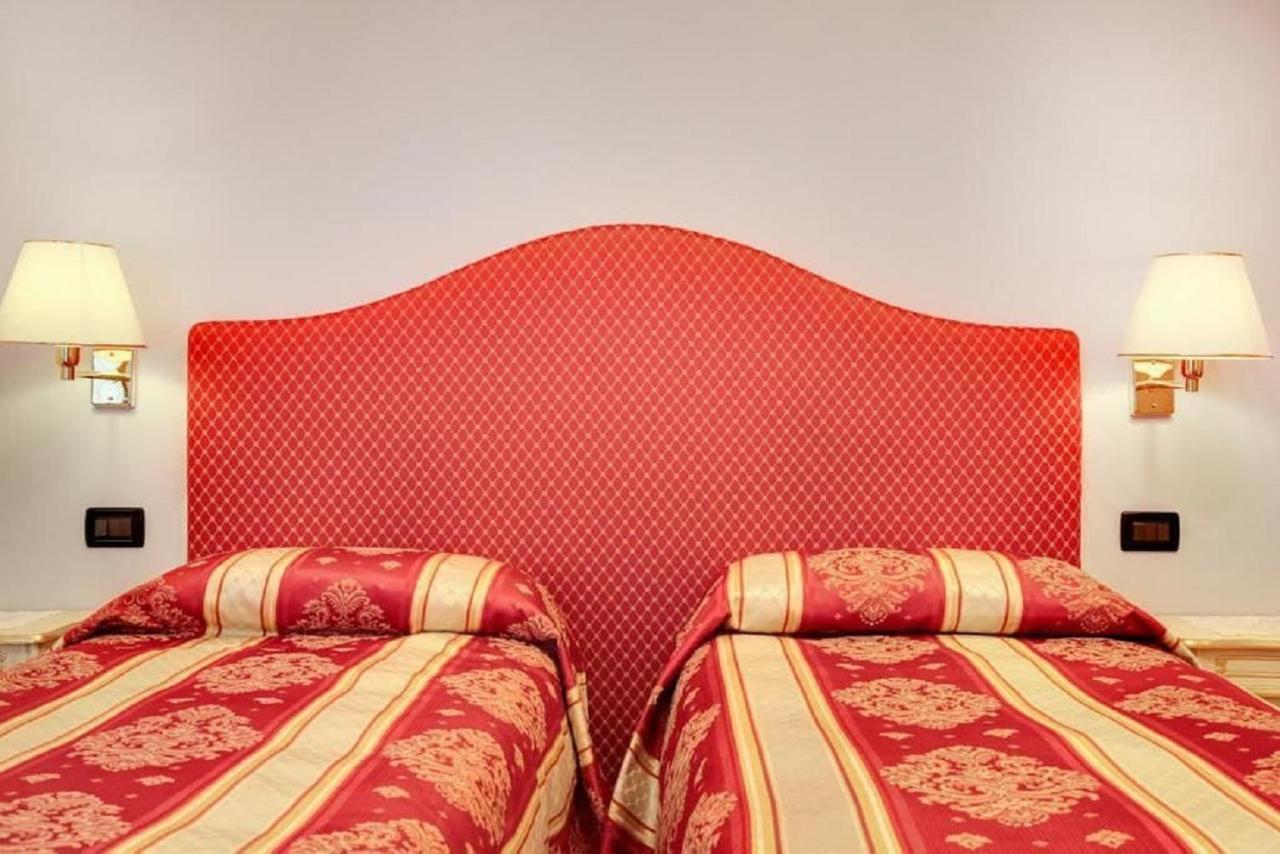 Heart Of Biennale Apartment Venice Luaran gambar