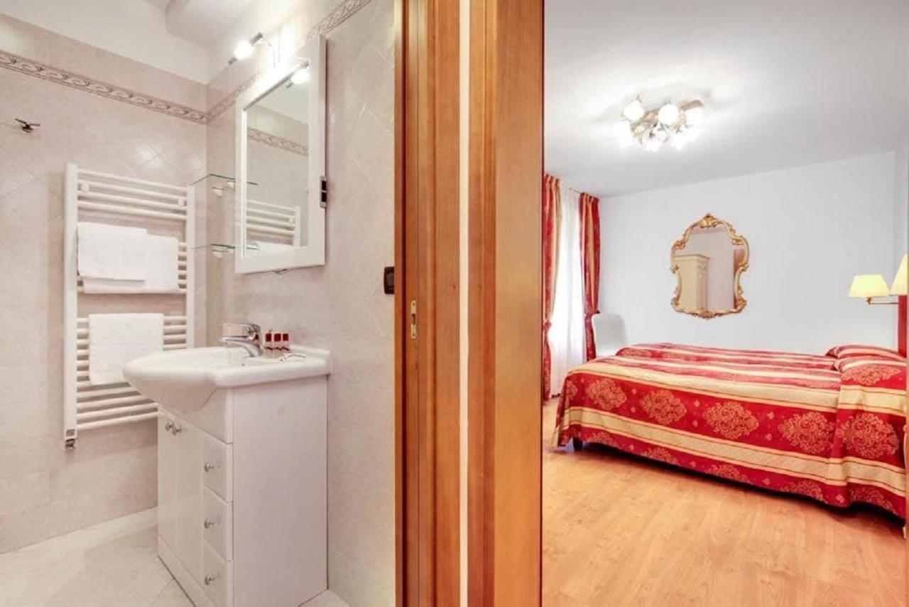Heart Of Biennale Apartment Venice Luaran gambar
