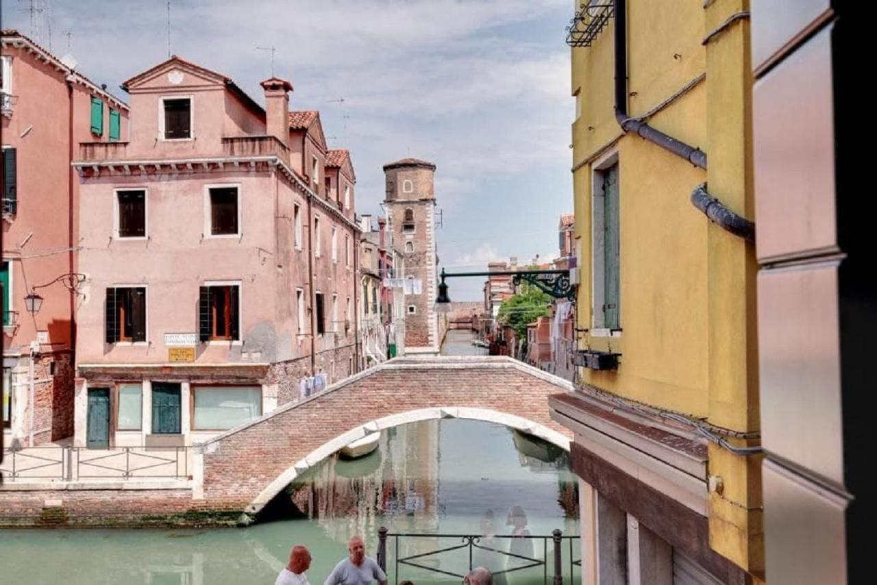 Heart Of Biennale Apartment Venice Luaran gambar